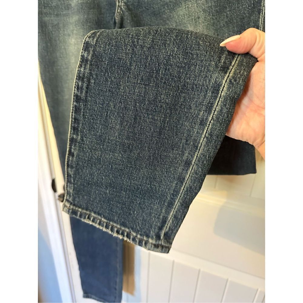 NWT Joe’s Women’s Tapered Slim Distressed Jeans - Size 32 - Picture 3 of 10